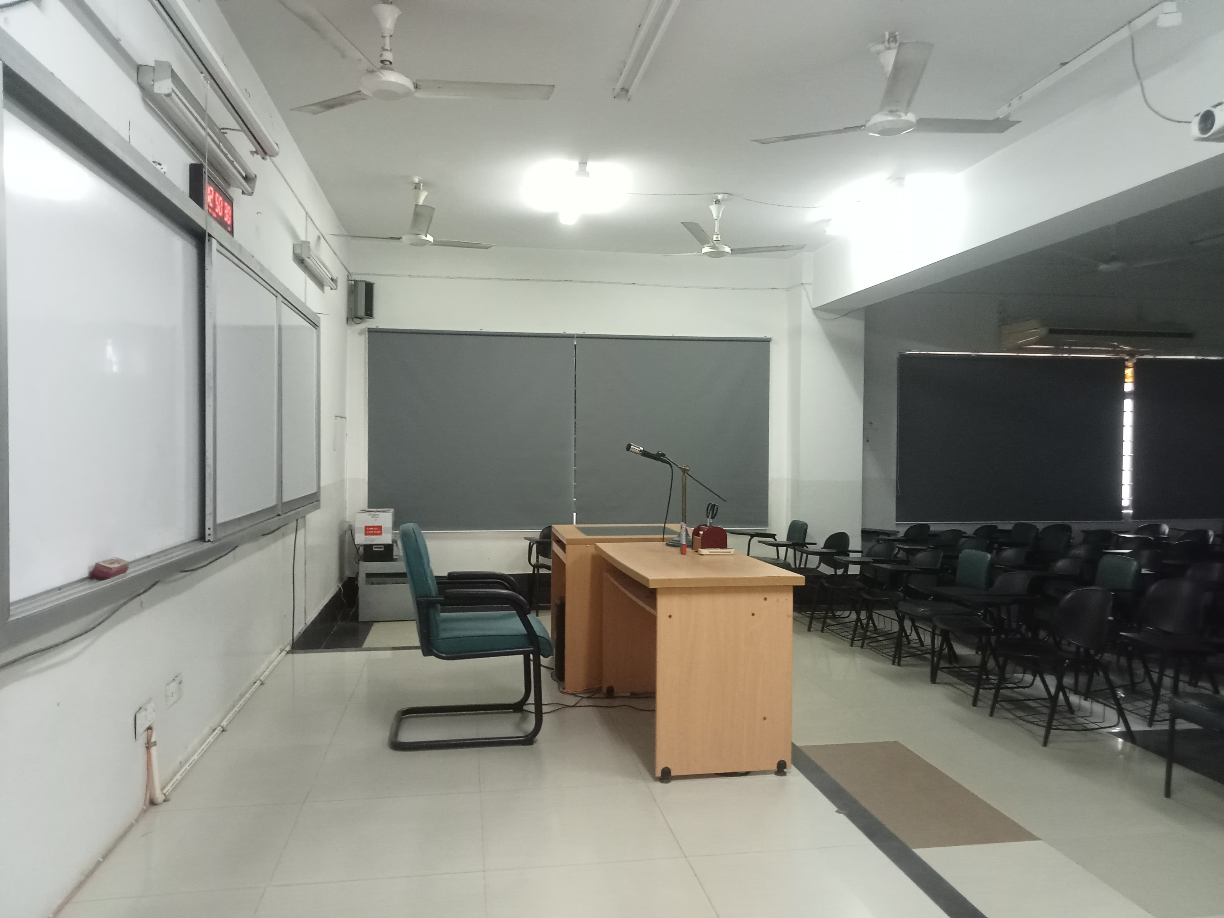 Single Roller Blinds Blackout